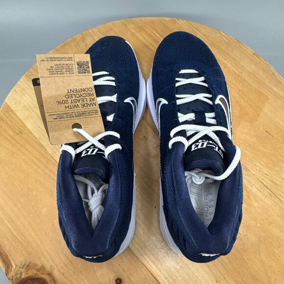 Athletic_Shoes